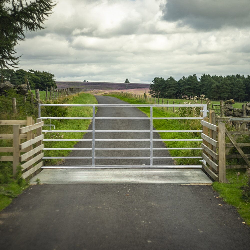 Durable Galvanized Metal Field Farm Gate Farm Gates Living and Home 